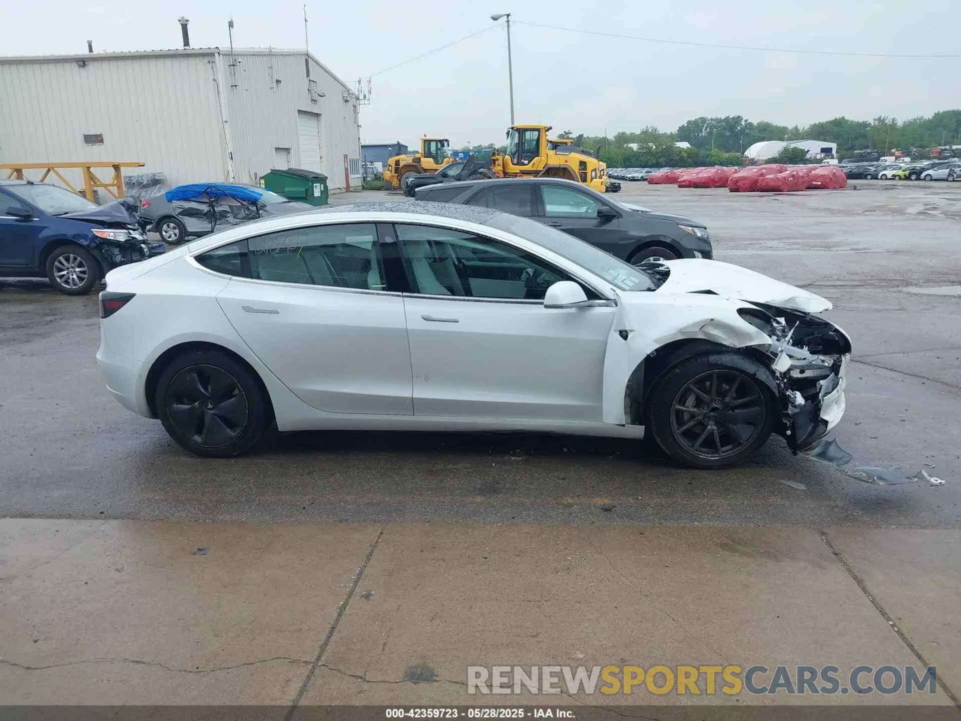 13 Фотография поврежденного автомобиля 5YJ3E1EA7LF599054 TESLA MODEL 3 2020