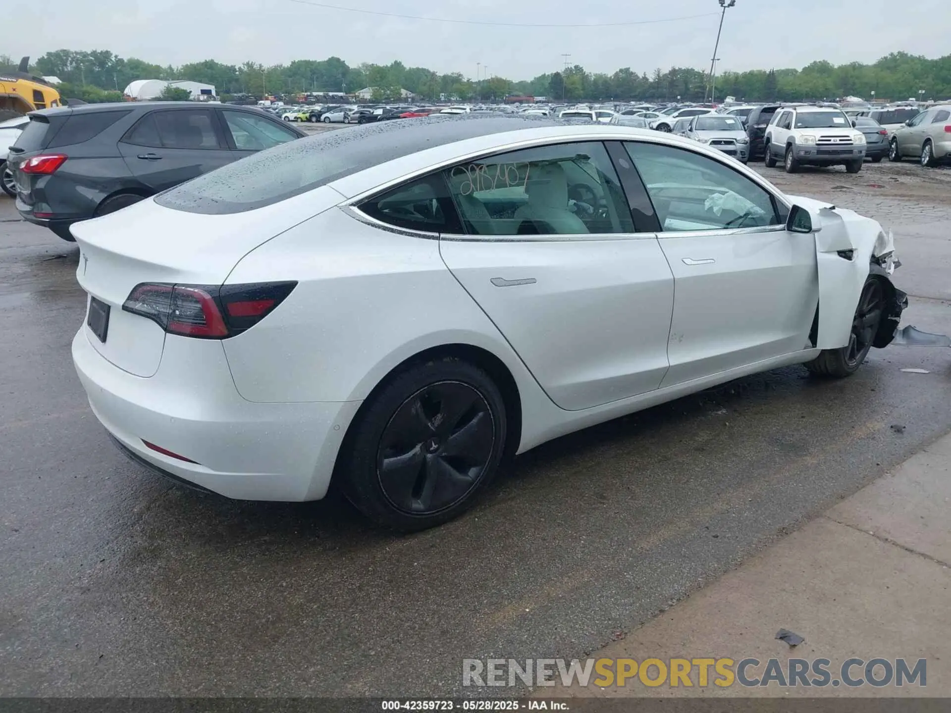 4 Фотография поврежденного автомобиля 5YJ3E1EA7LF599054 TESLA MODEL 3 2020