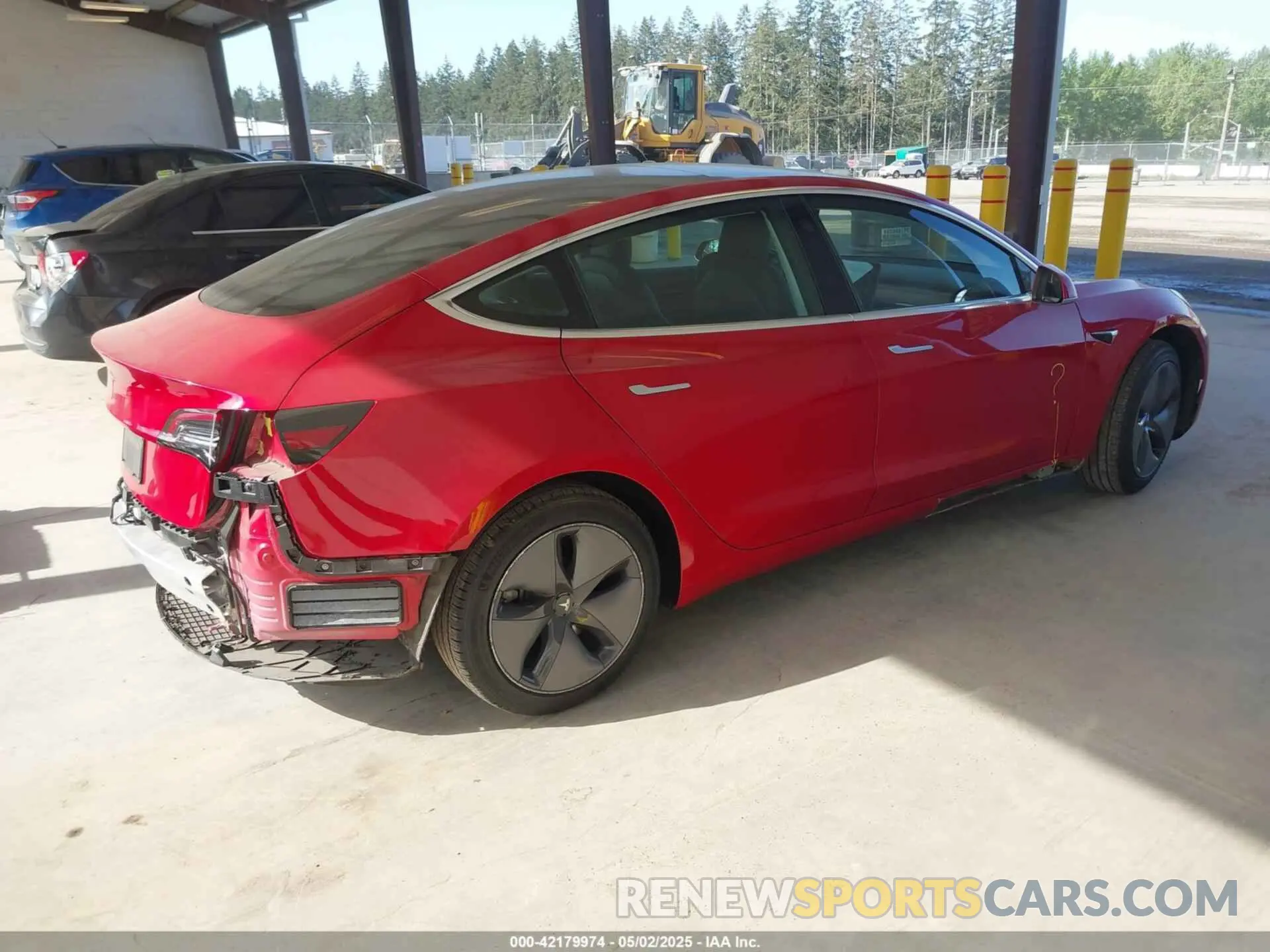 4 Photograph of a damaged car 5YJ3E1EA7LF611669 TESLA MODEL 3 2020
