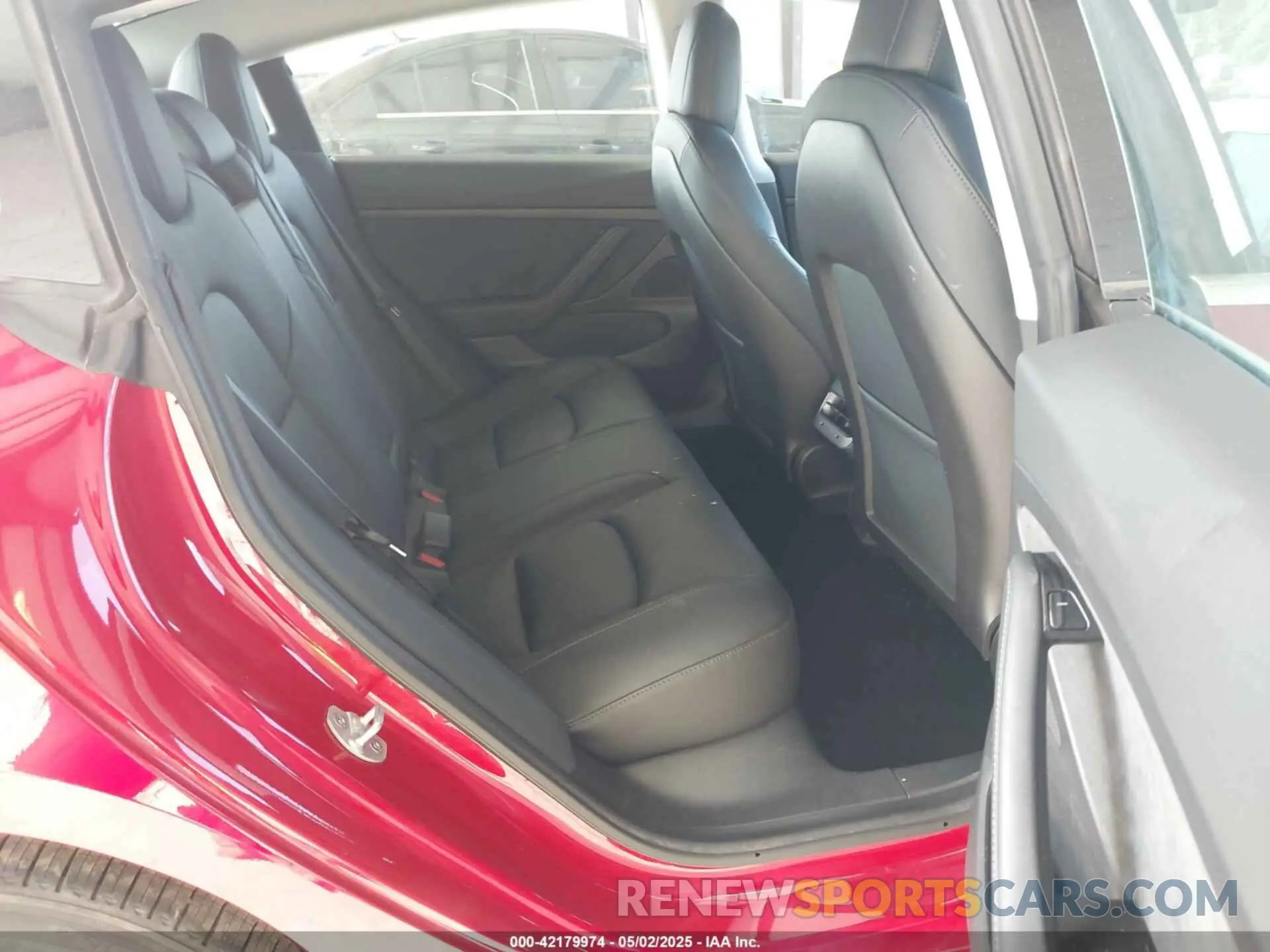 8 Photograph of a damaged car 5YJ3E1EA7LF611669 TESLA MODEL 3 2020
