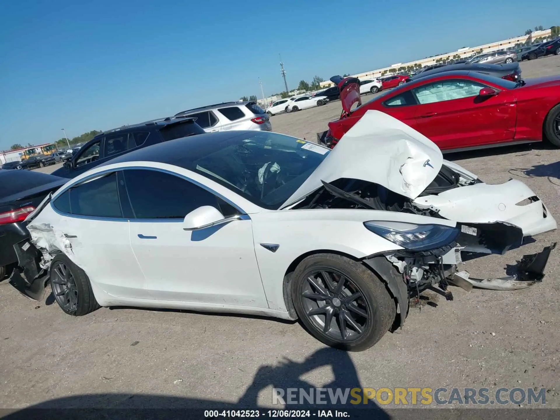 13 Photograph of a damaged car 5YJ3E1EA7LF659012 TESLA MODEL 3 2020