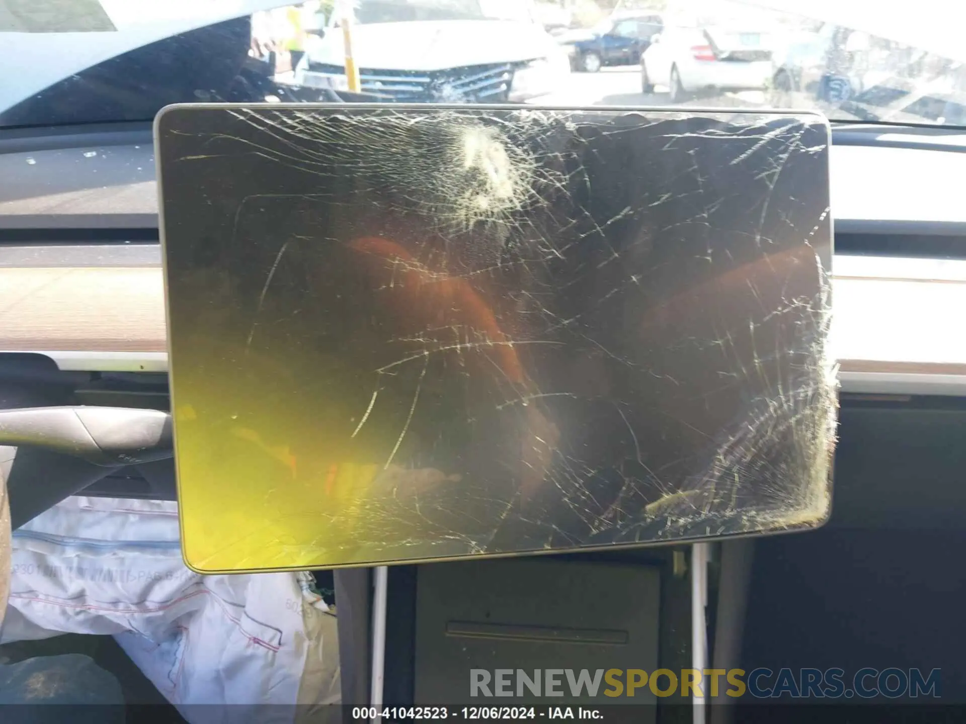7 Photograph of a damaged car 5YJ3E1EA7LF659012 TESLA MODEL 3 2020