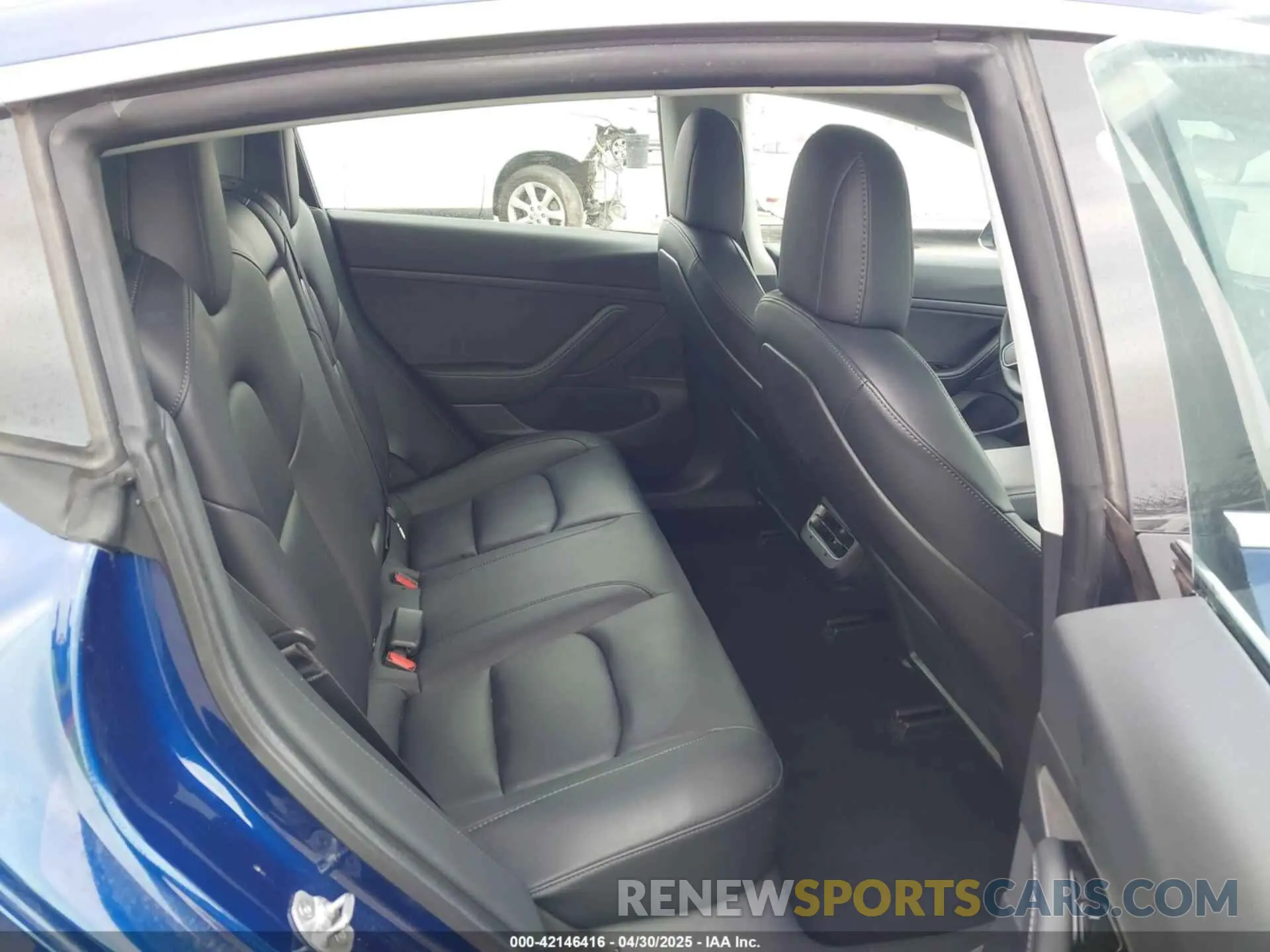 8 Photograph of a damaged car 5YJ3E1EA7LF705809 TESLA MODEL 3 2020