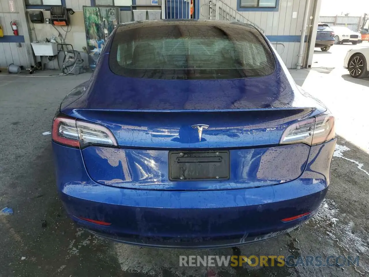 6 Photograph of a damaged car 5YJ3E1EA7LF705907 TESLA MODEL 3 2020