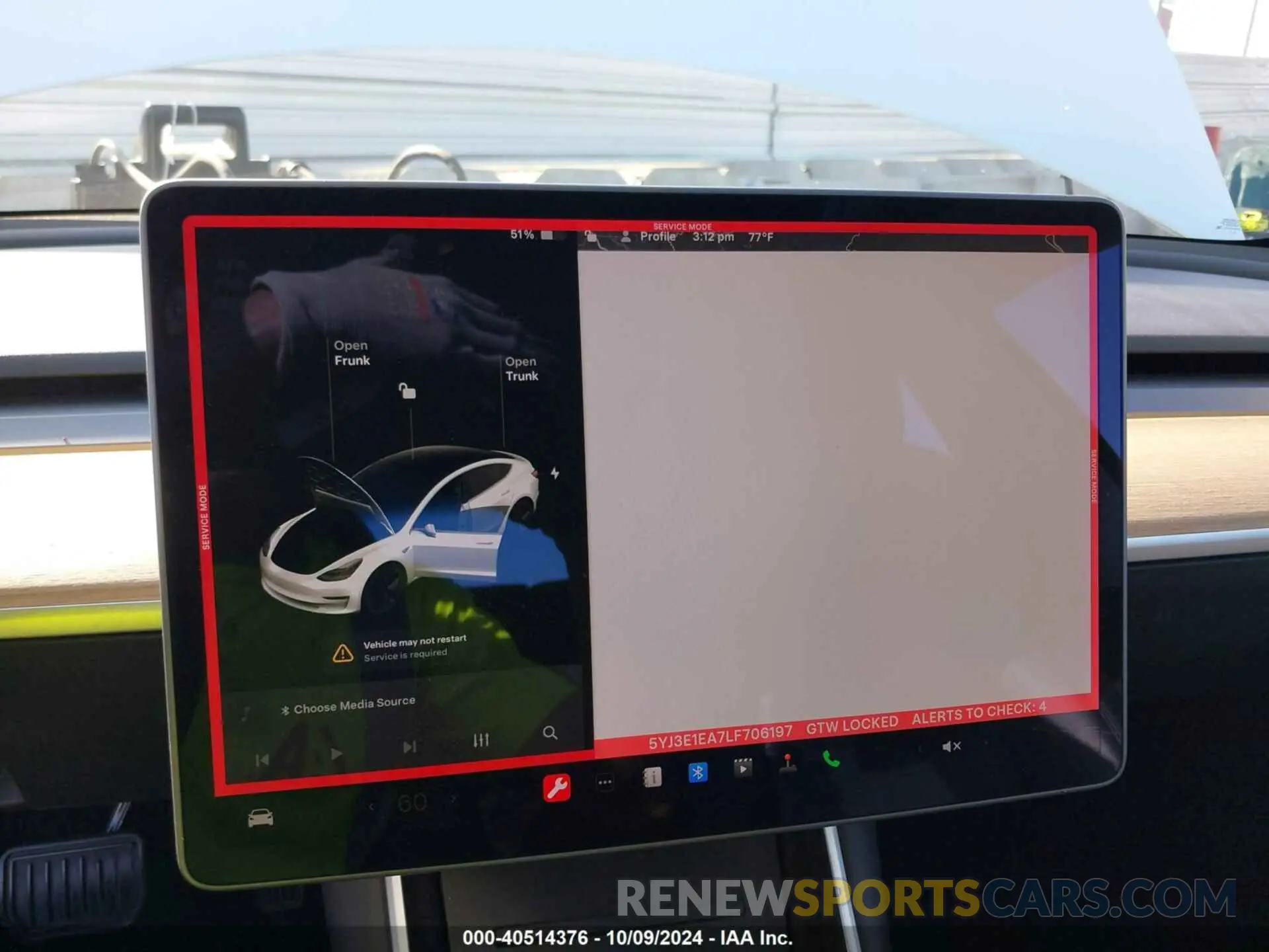17 Фотография поврежденного автомобиля 5YJ3E1EA7LF706197 TESLA MODEL 3 2020