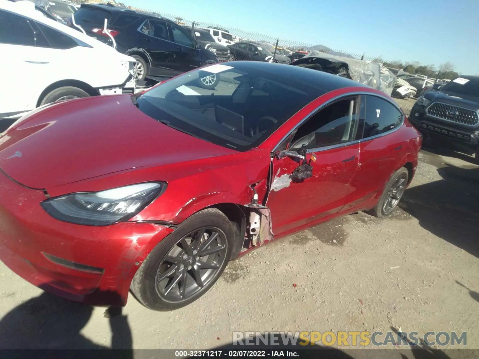 6 Photograph of a damaged car 5YJ3E1EA7LF706636 TESLA MODEL 3 2020