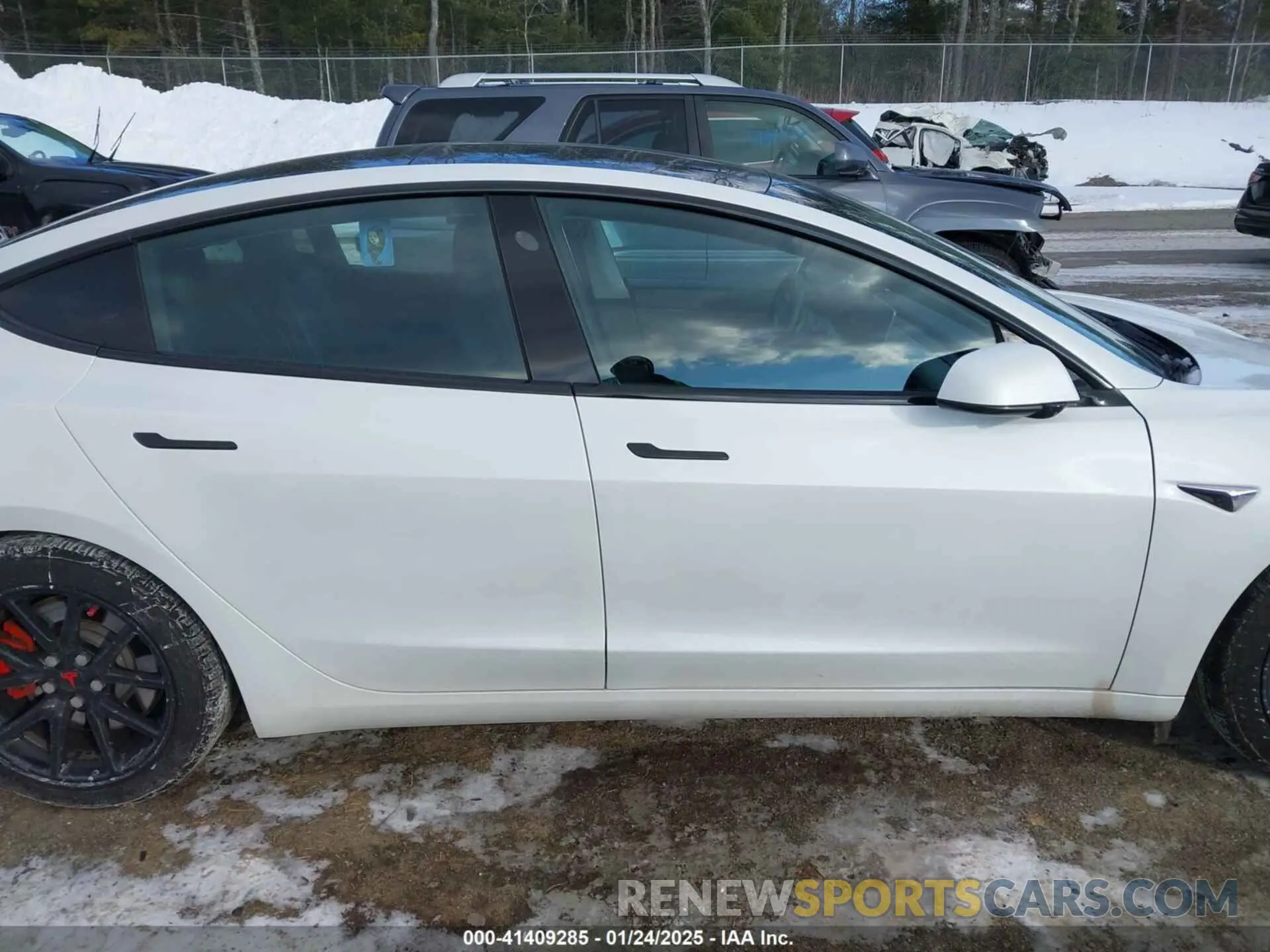 13 Photograph of a damaged car 5YJ3E1EA7LF742973 TESLA MODEL 3 2020