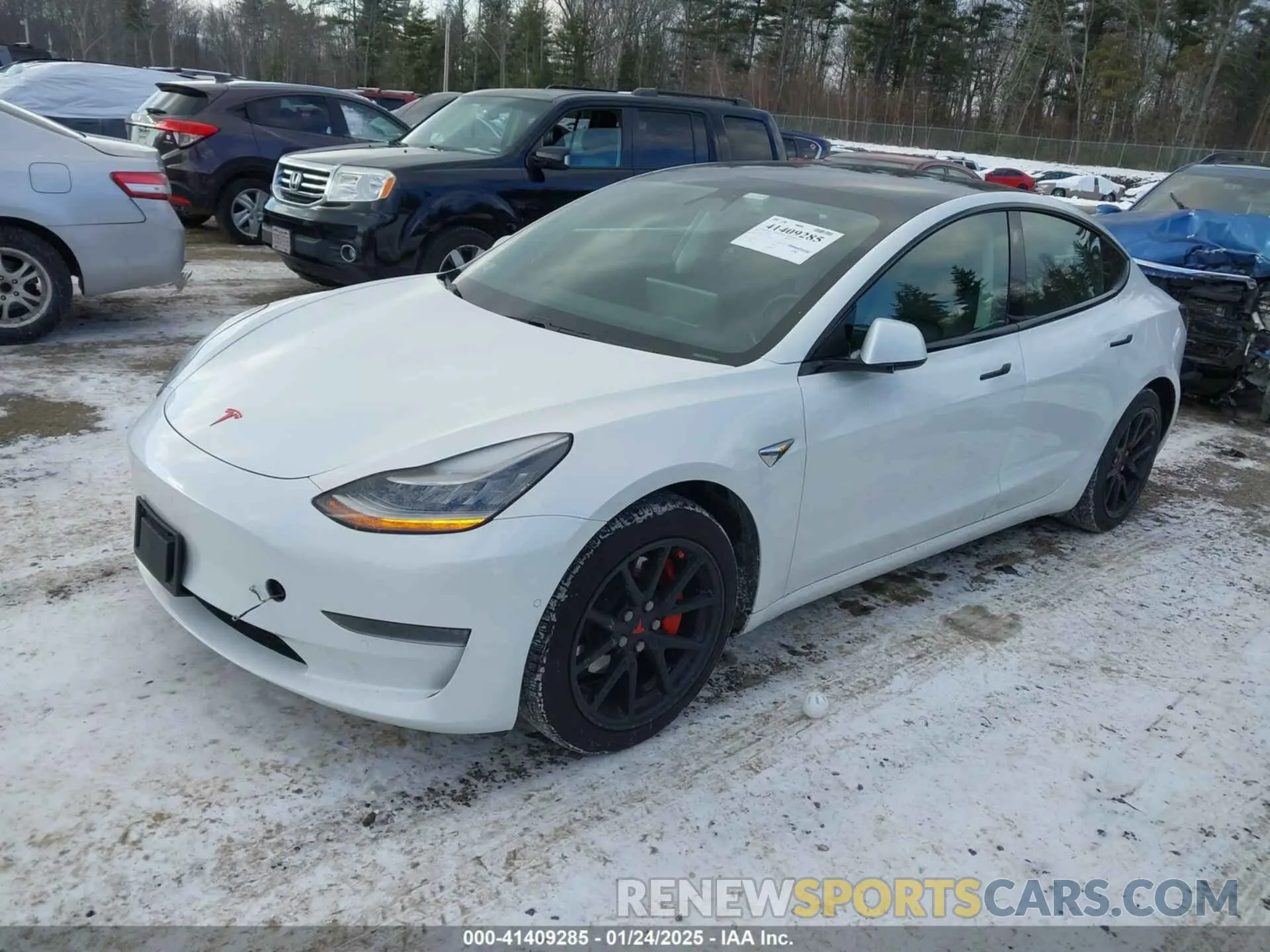 2 Photograph of a damaged car 5YJ3E1EA7LF742973 TESLA MODEL 3 2020
