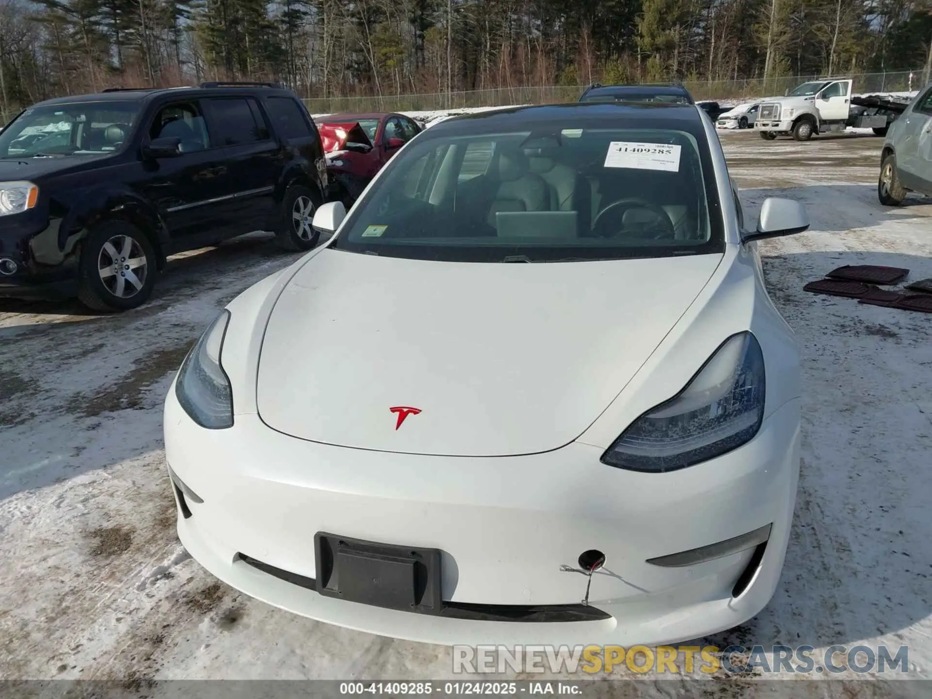 6 Photograph of a damaged car 5YJ3E1EA7LF742973 TESLA MODEL 3 2020