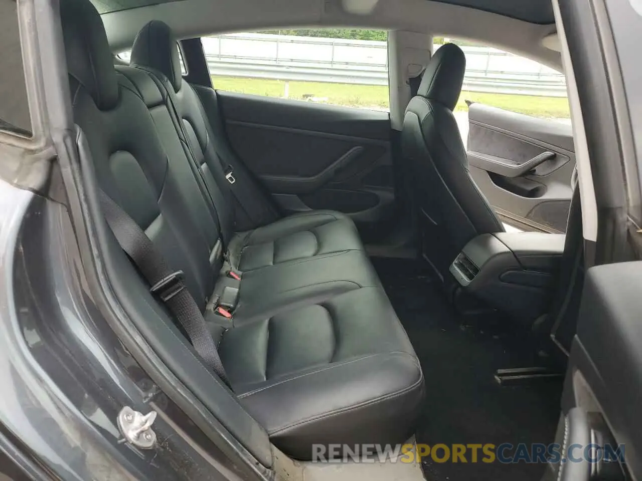 11 Photograph of a damaged car 5YJ3E1EA7LF745601 TESLA MODEL 3 2020