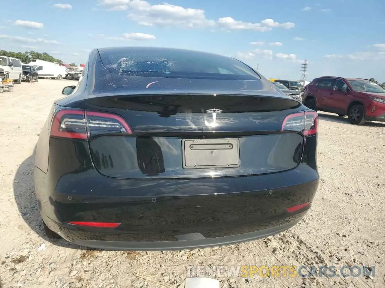 6 Photograph of a damaged car 5YJ3E1EA7LF785533 TESLA MODEL 3 2020