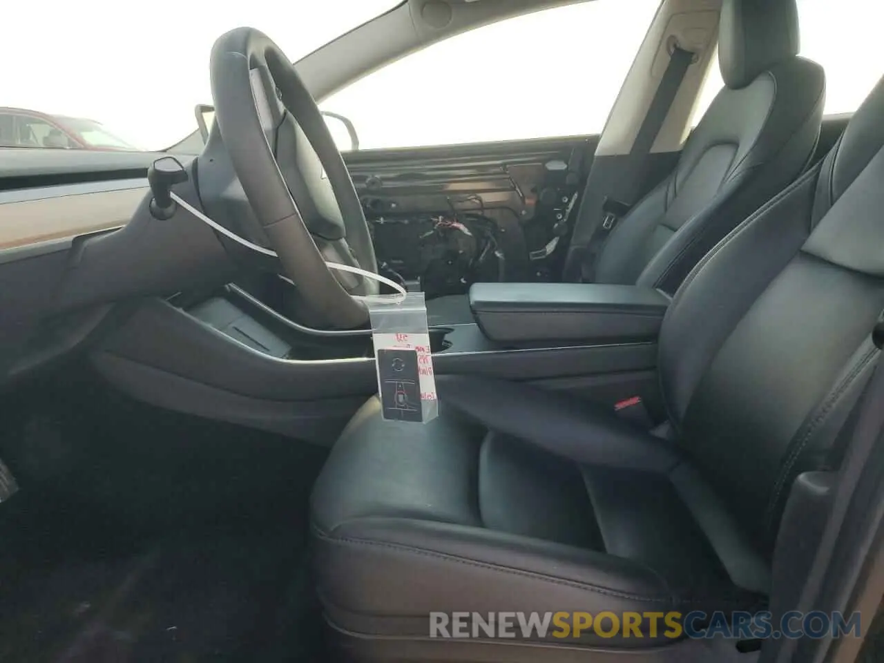 7 Photograph of a damaged car 5YJ3E1EA7LF785533 TESLA MODEL 3 2020