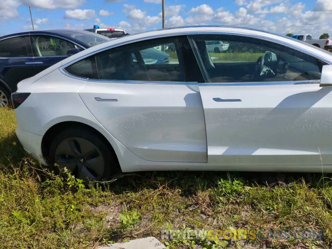 3 Фотография поврежденного автомобиля 5YJ3E1EA7LF792708 TESLA MODEL 3 2020