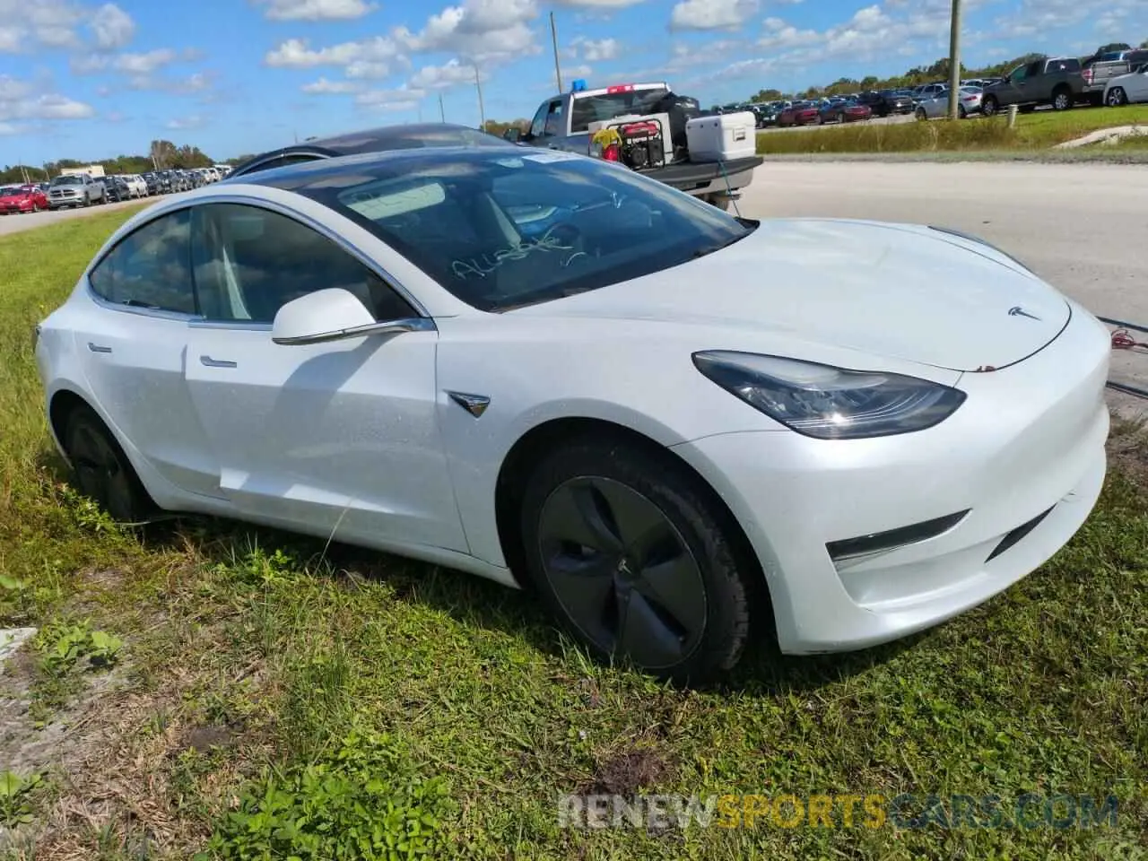 4 Фотография поврежденного автомобиля 5YJ3E1EA7LF792708 TESLA MODEL 3 2020