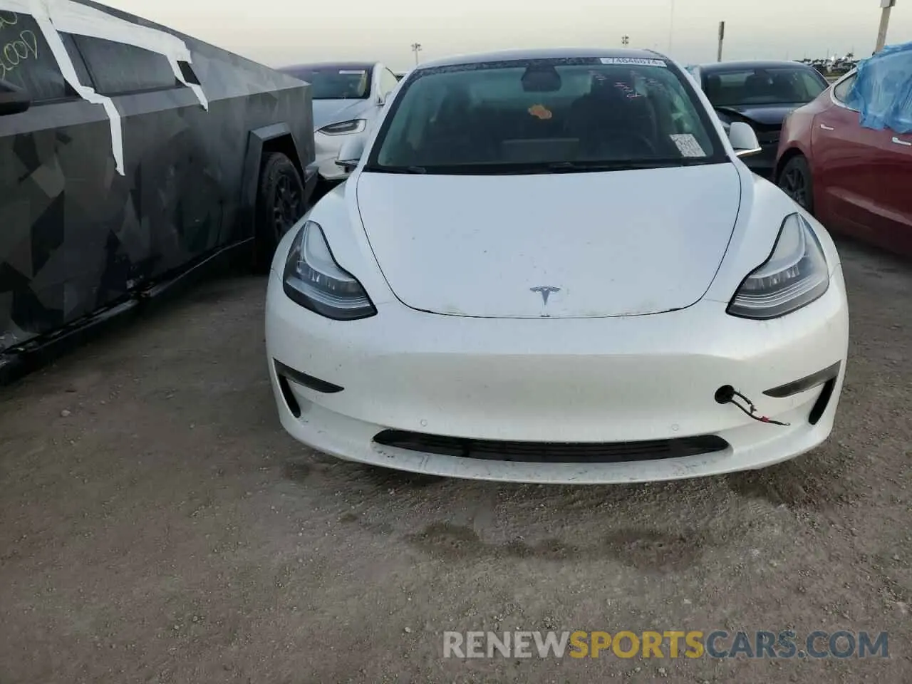 5 Photograph of a damaged car 5YJ3E1EA8LF598690 TESLA MODEL 3 2020