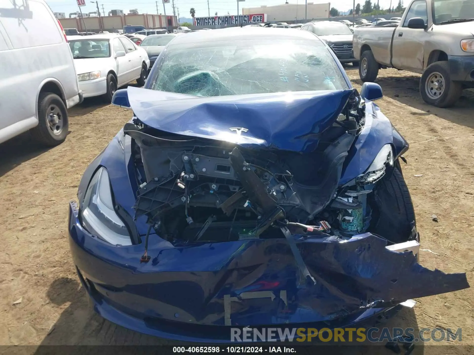 11 Photograph of a damaged car 5YJ3E1EA8LF631686 TESLA MODEL 3 2020