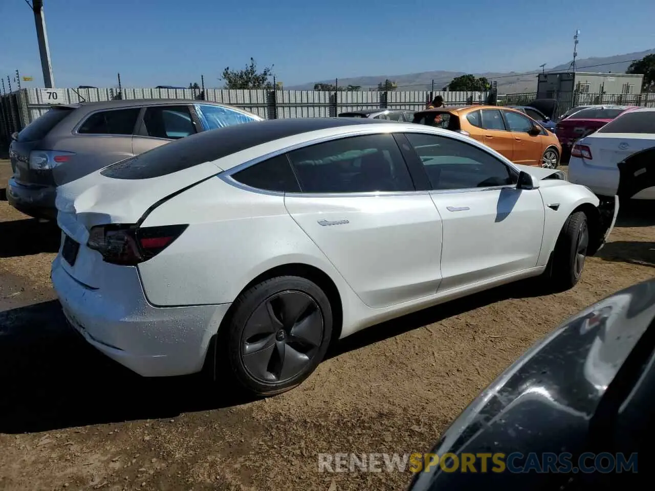 3 Фотография поврежденного автомобиля 5YJ3E1EA8LF633213 TESLA MODEL 3 2020