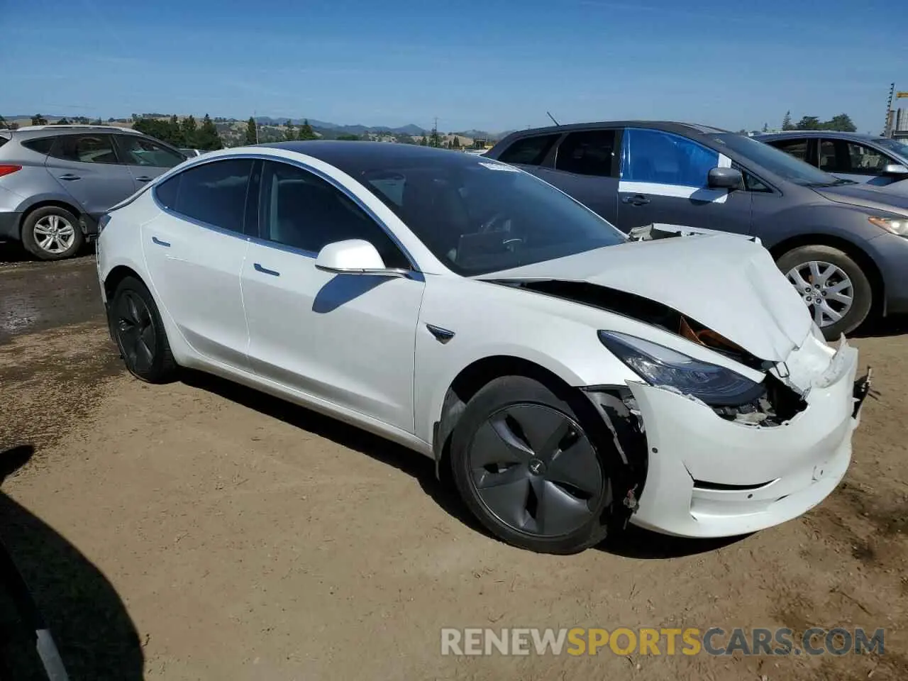 4 Фотография поврежденного автомобиля 5YJ3E1EA8LF633213 TESLA MODEL 3 2020