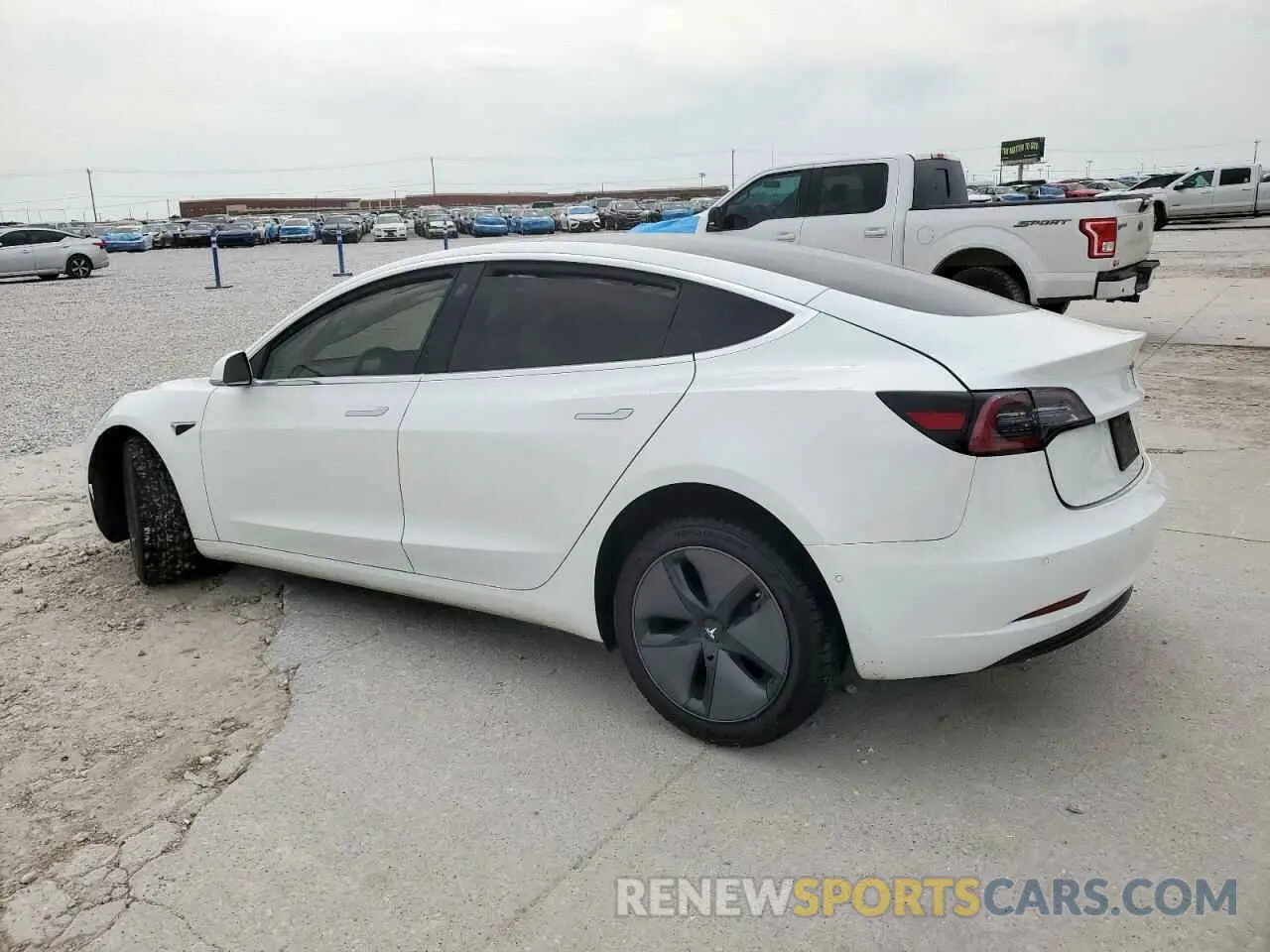 2 Photograph of a damaged car 5YJ3E1EA8LF634720 TESLA MODEL 3 2020