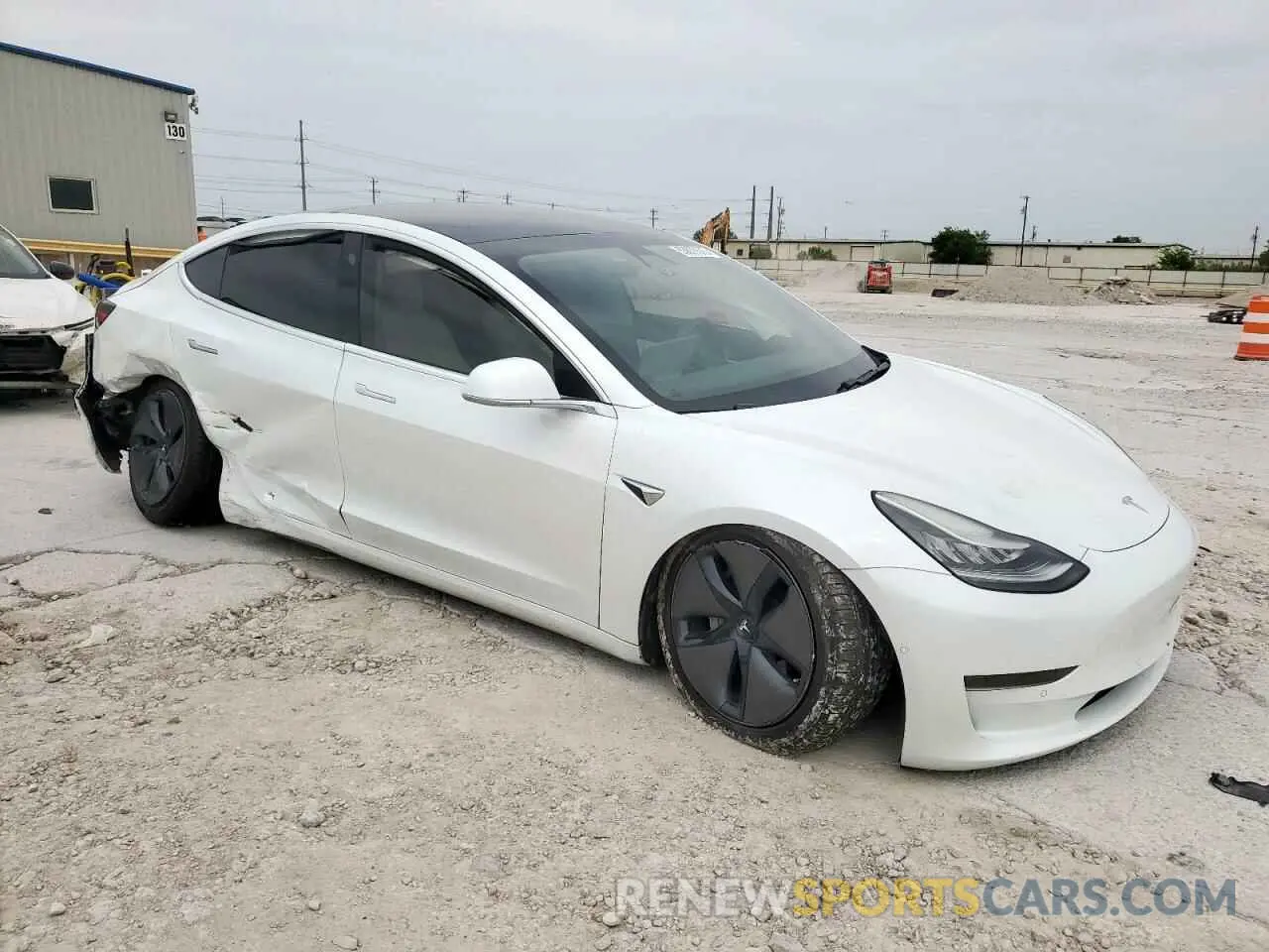 4 Photograph of a damaged car 5YJ3E1EA8LF634720 TESLA MODEL 3 2020
