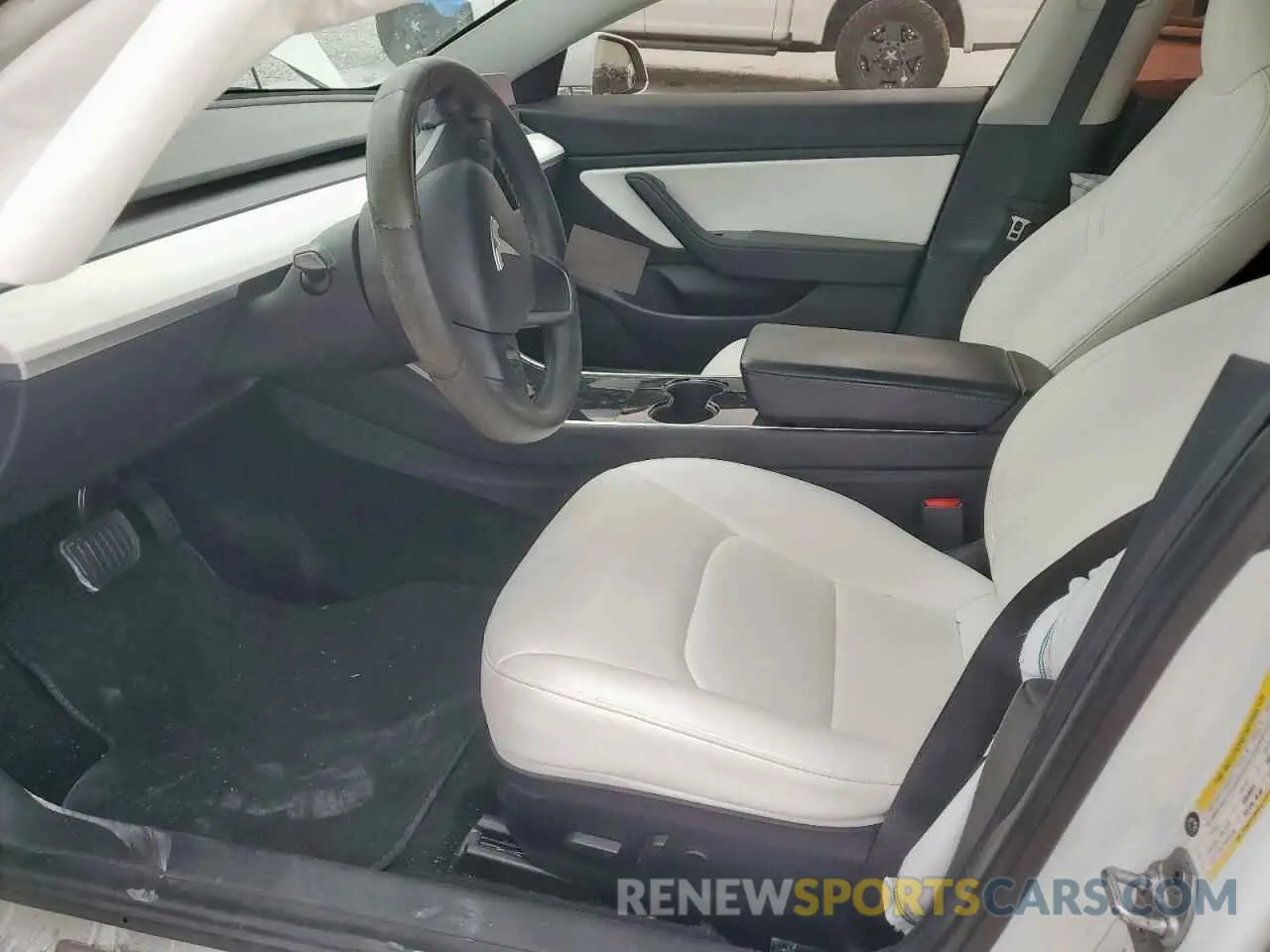 7 Photograph of a damaged car 5YJ3E1EA8LF634720 TESLA MODEL 3 2020