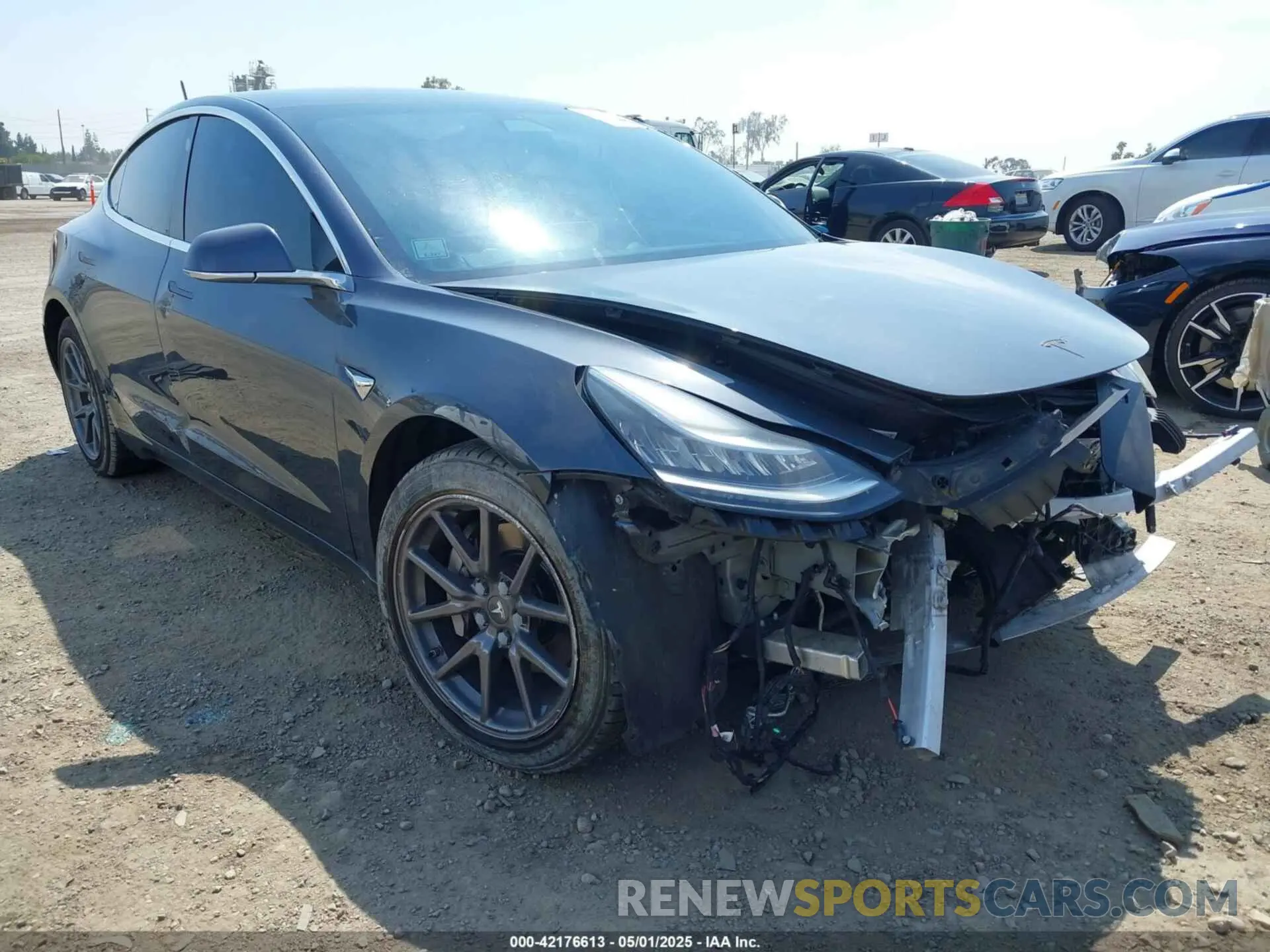 1 Фотография поврежденного автомобиля 5YJ3E1EA8LF662212 TESLA MODEL 3 2020