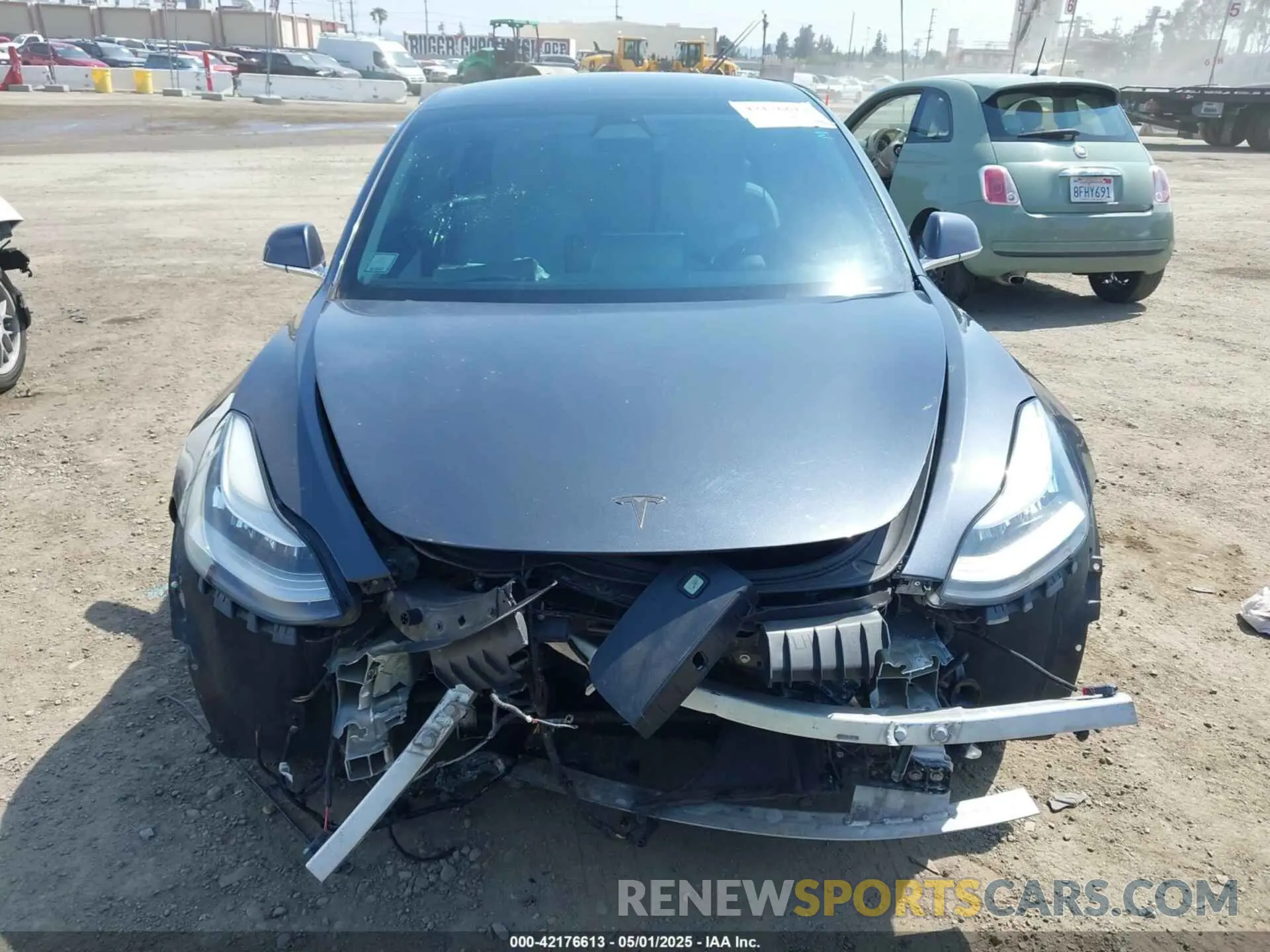13 Фотография поврежденного автомобиля 5YJ3E1EA8LF662212 TESLA MODEL 3 2020
