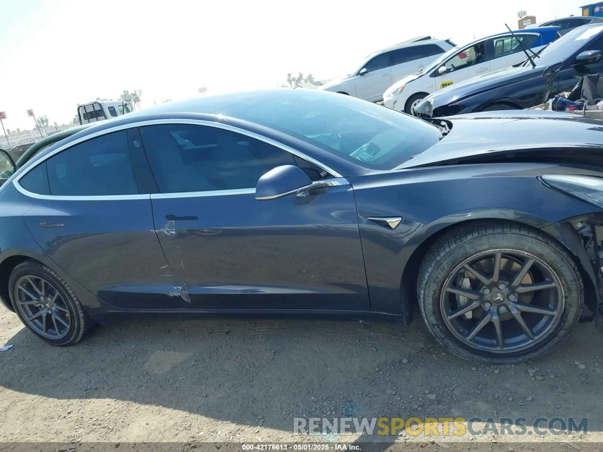 14 Фотография поврежденного автомобиля 5YJ3E1EA8LF662212 TESLA MODEL 3 2020