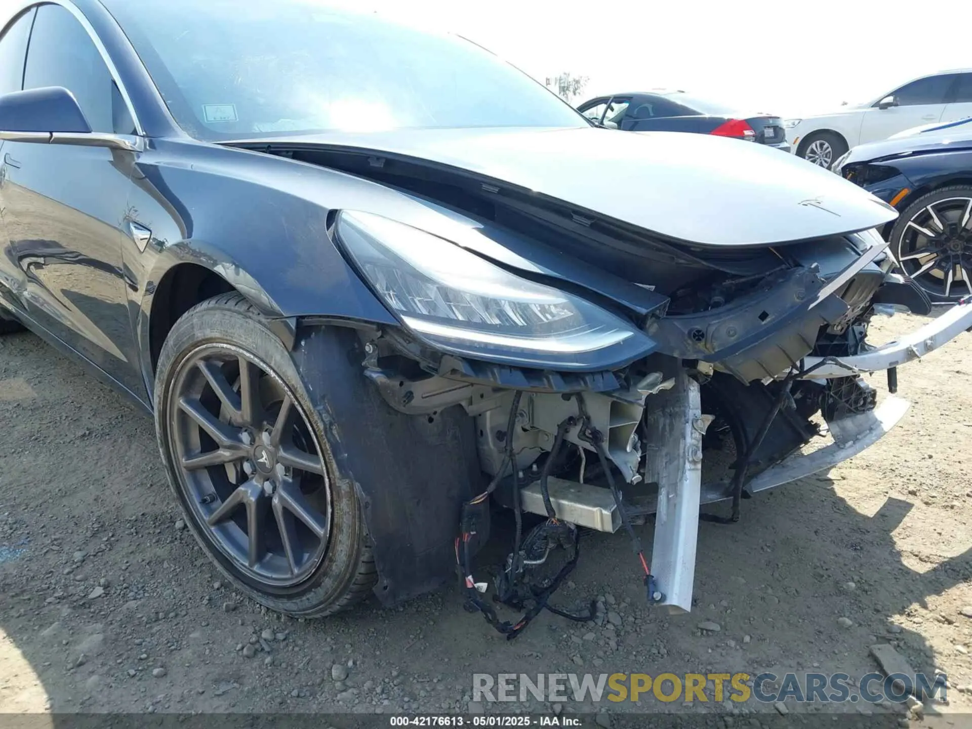 20 Фотография поврежденного автомобиля 5YJ3E1EA8LF662212 TESLA MODEL 3 2020