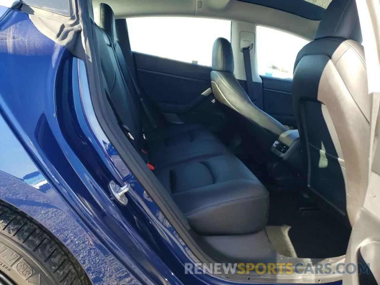 10 Фотография поврежденного автомобиля 5YJ3E1EA8LF705995 TESLA MODEL 3 2020