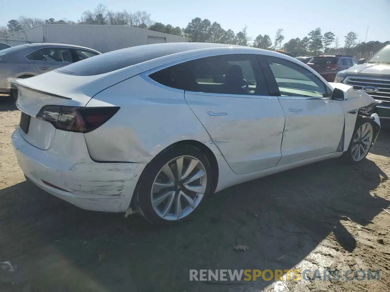 3 Photograph of a damaged car 5YJ3E1EA8LF743856 TESLA MODEL 3 2020
