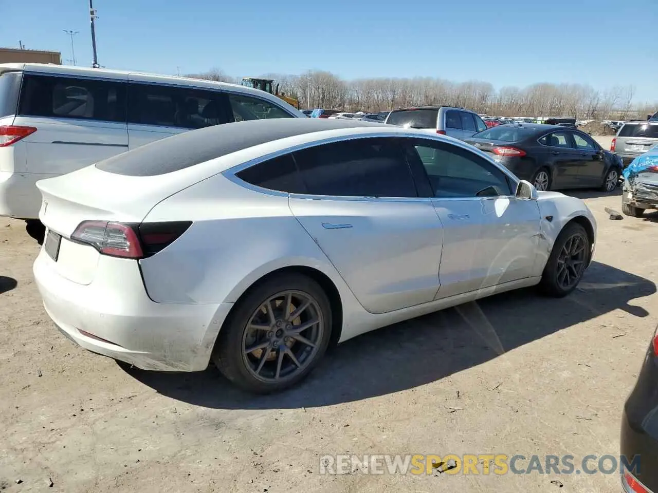 3 Photograph of a damaged car 5YJ3E1EA8LF743985 TESLA MODEL 3 2020