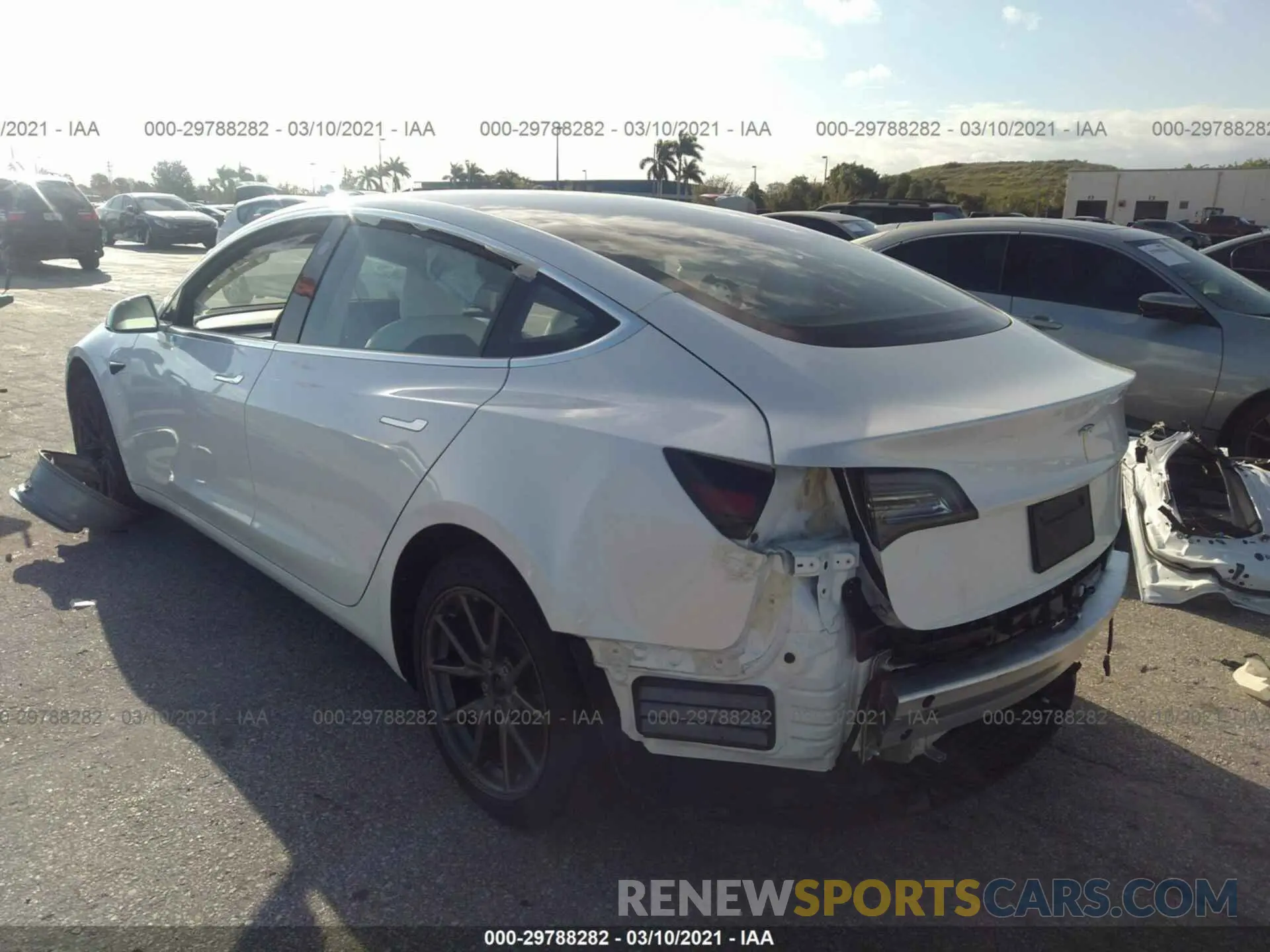 3 Photograph of a damaged car 5YJ3E1EA9LF615206 TESLA MODEL 3 2020