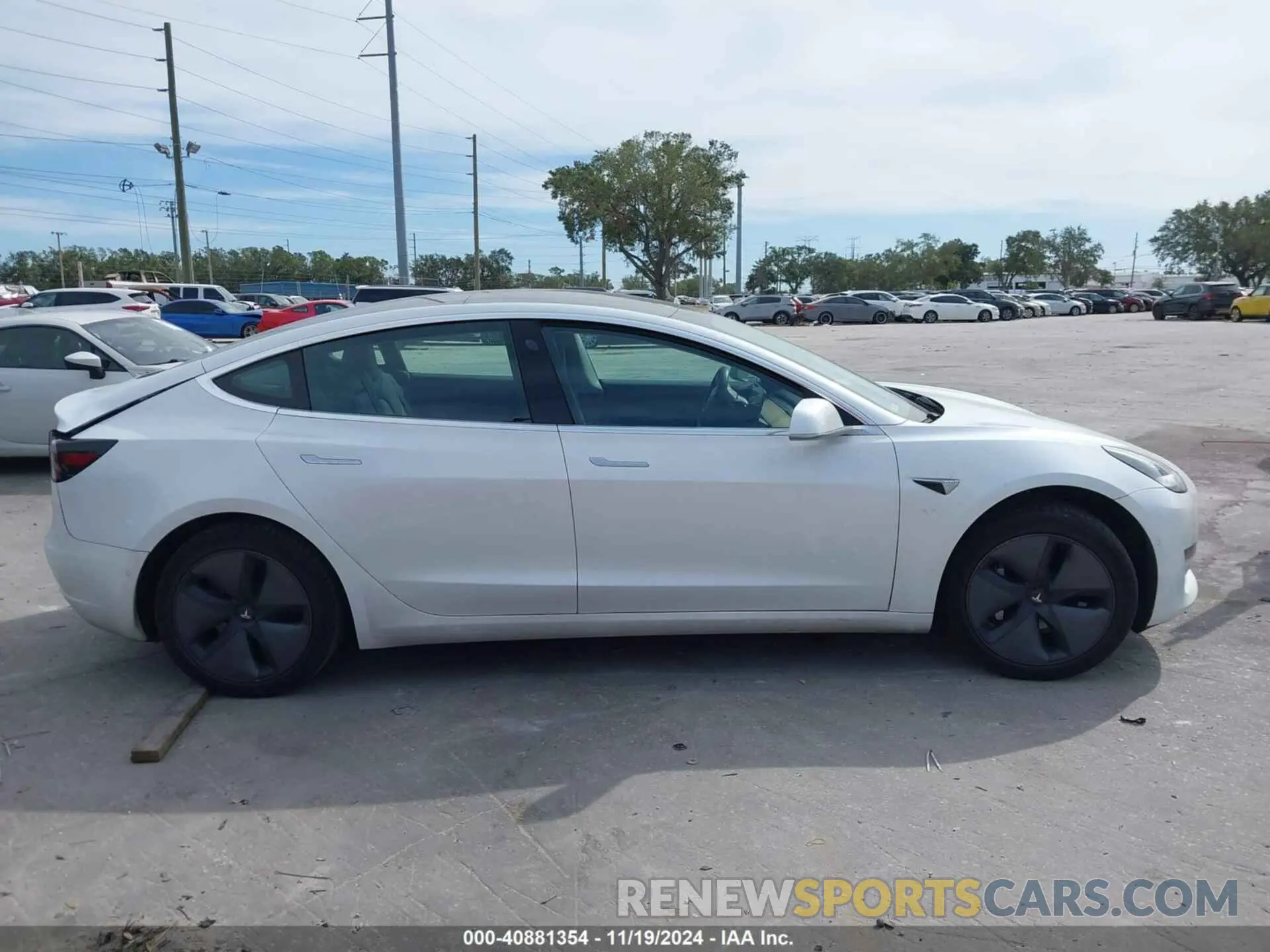 12 Photograph of a damaged car 5YJ3E1EA9LF737158 TESLA MODEL 3 2020