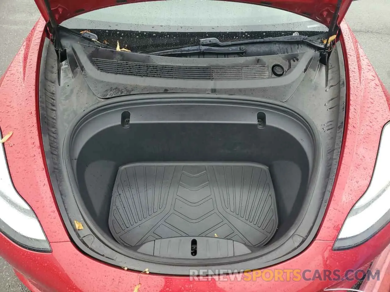 11 Photograph of a damaged car 5YJ3E1EA9LF739637 TESLA MODEL 3 2020