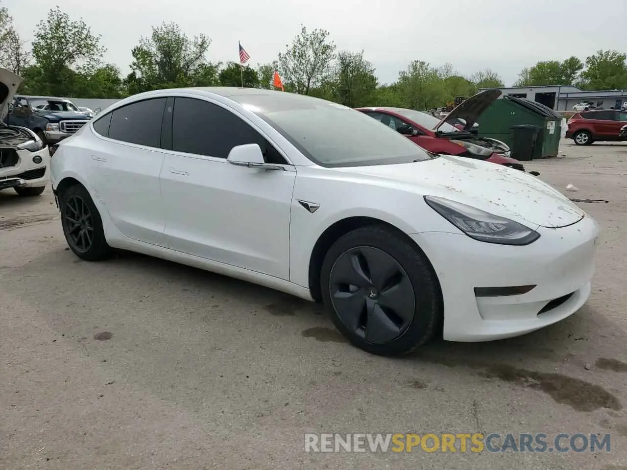 4 Photograph of a damaged car 5YJ3E1EA9LF797330 TESLA MODEL 3 2020