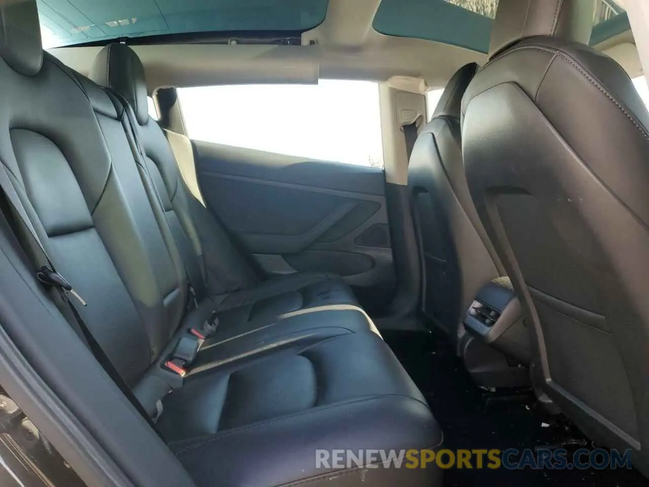 10 Фотография поврежденного автомобиля 5YJ3E1EA9LF797568 TESLA MODEL 3 2020