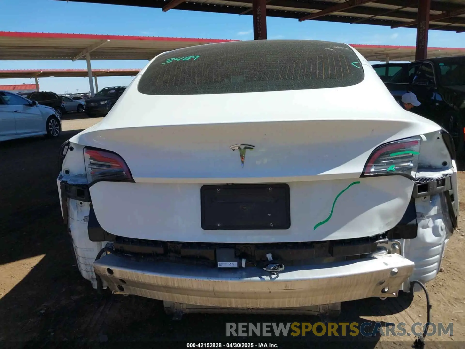 16 Photograph of a damaged car 5YJ3E1EAXLF598061 TESLA MODEL 3 2020
