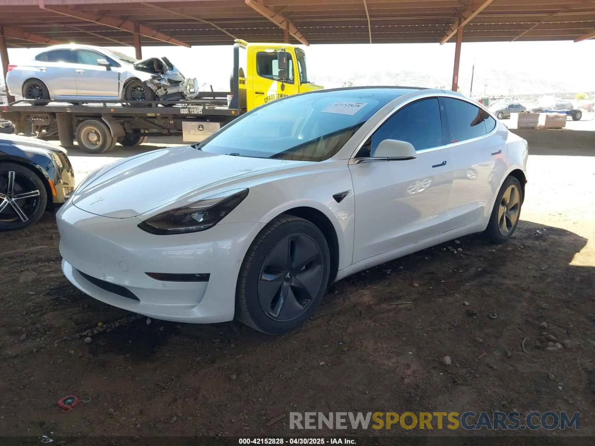 2 Photograph of a damaged car 5YJ3E1EAXLF598061 TESLA MODEL 3 2020