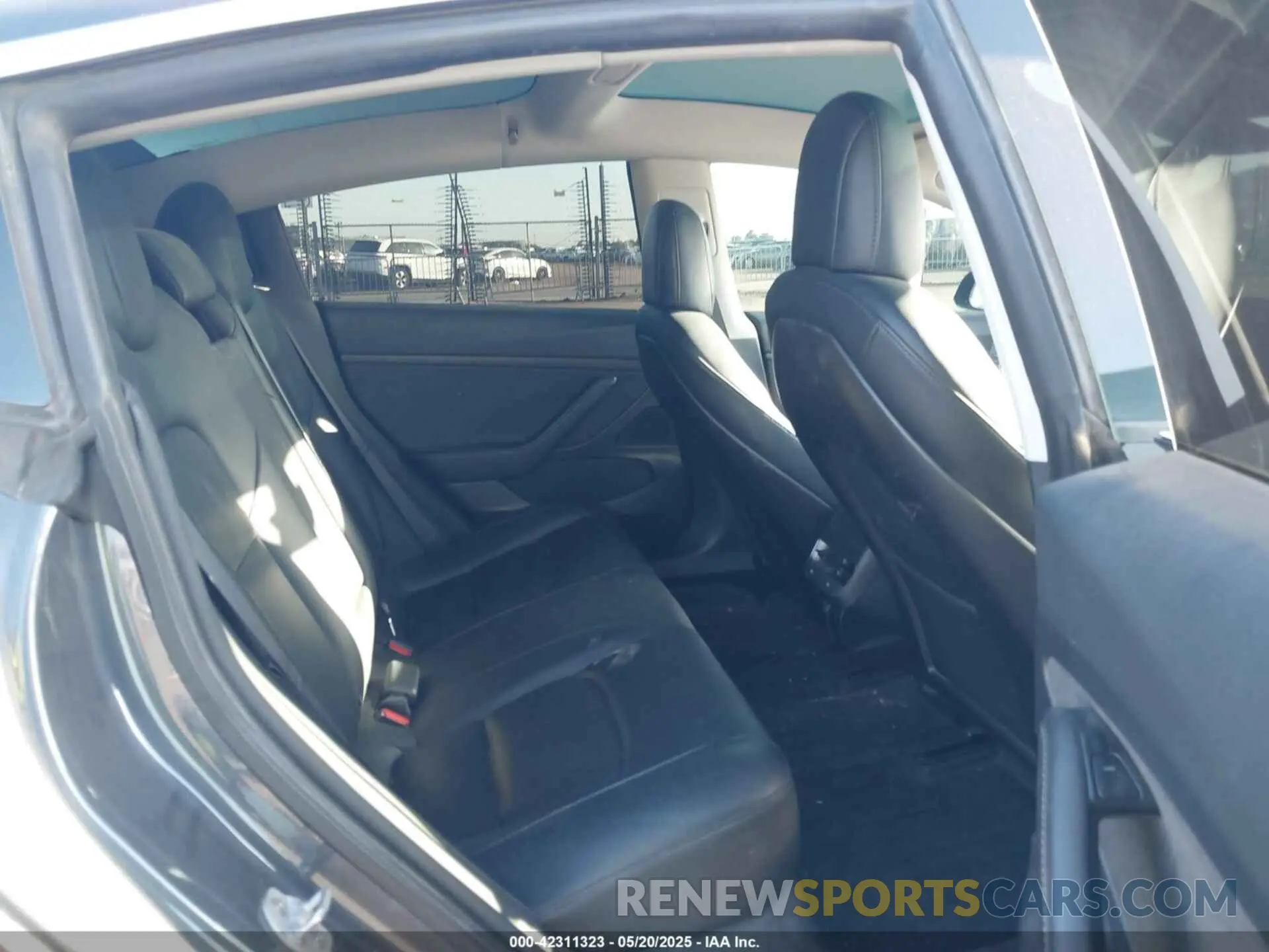 8 Photograph of a damaged car 5YJ3E1EAXLF630555 TESLA MODEL 3 2020