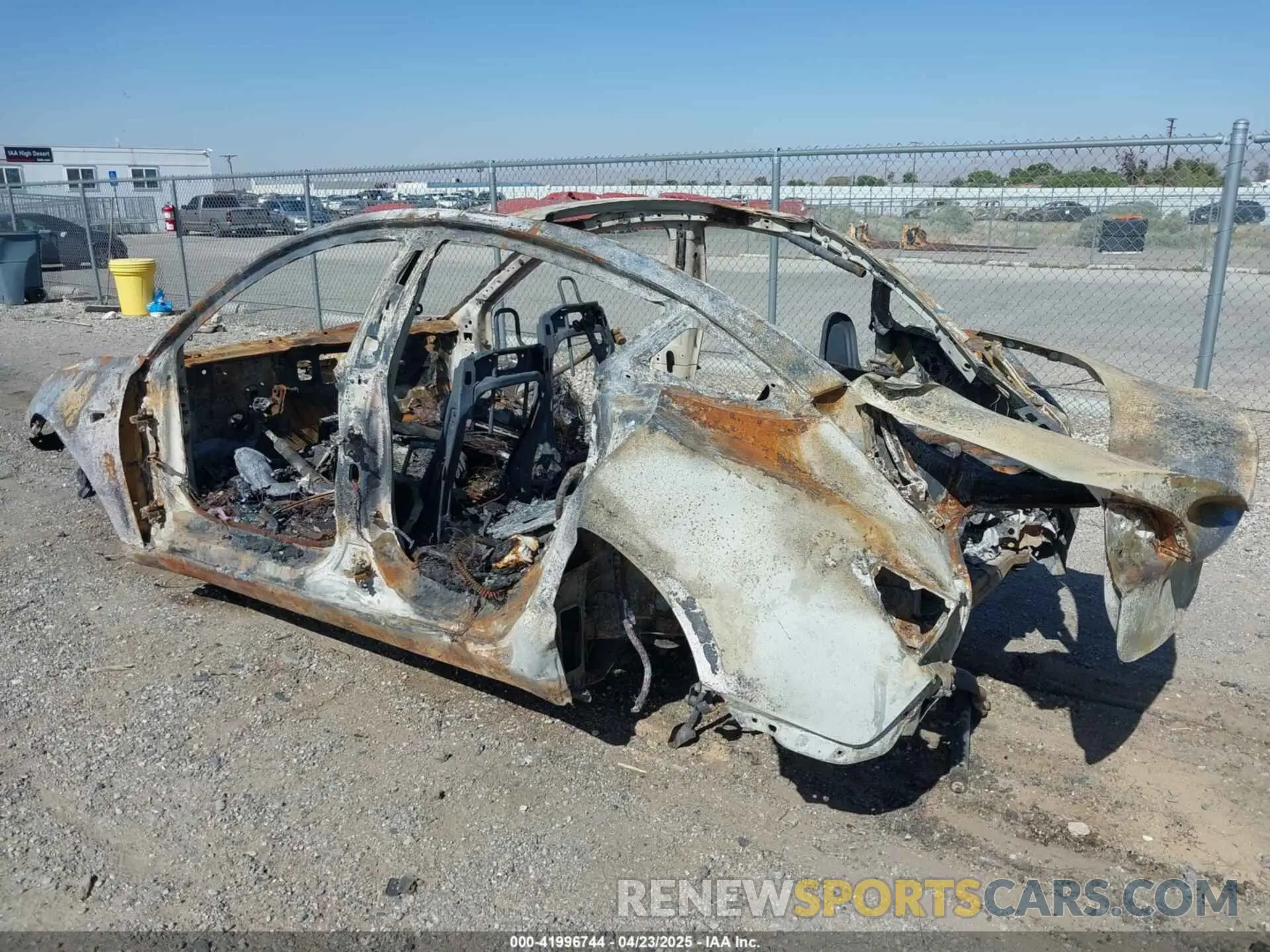 3 Фотография поврежденного автомобиля 5YJ3E1EAXLF631446 TESLA MODEL 3 2020
