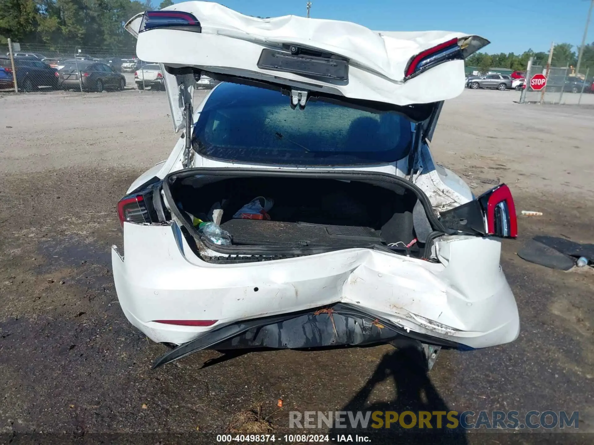 15 Photograph of a damaged car 5YJ3E1EAXLF632466 TESLA MODEL 3 2020