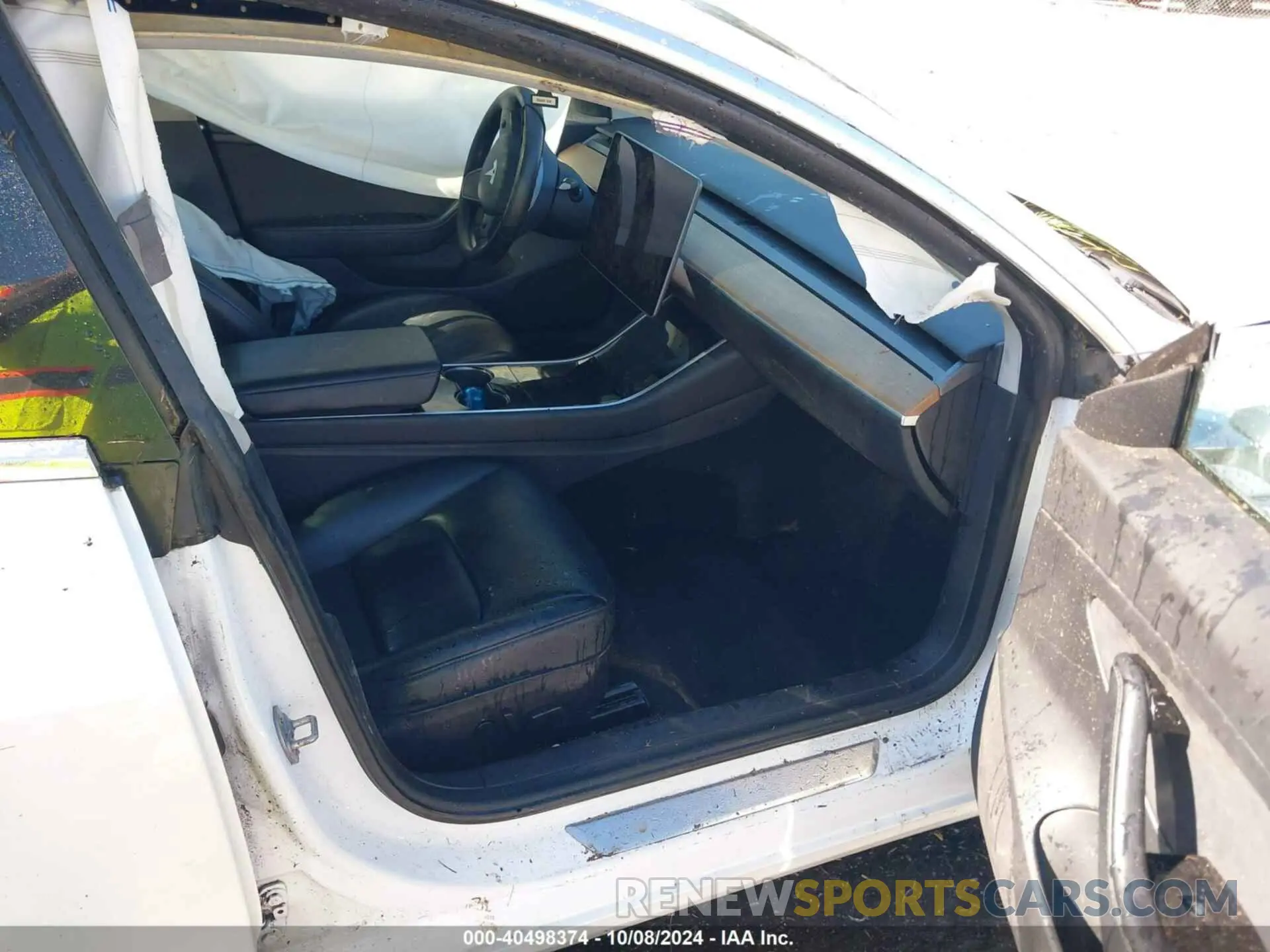 5 Photograph of a damaged car 5YJ3E1EAXLF632466 TESLA MODEL 3 2020