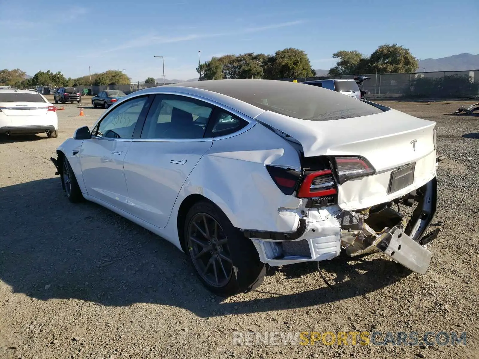 3 Photograph of a damaged car 5YJ3E1EAXLF644990 TESLA MODEL 3 2020