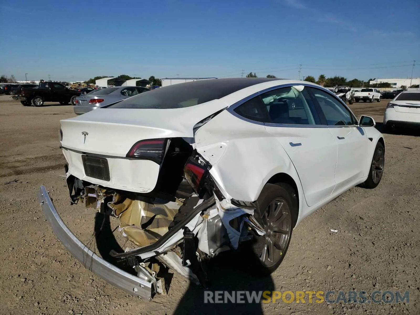4 Photograph of a damaged car 5YJ3E1EAXLF644990 TESLA MODEL 3 2020