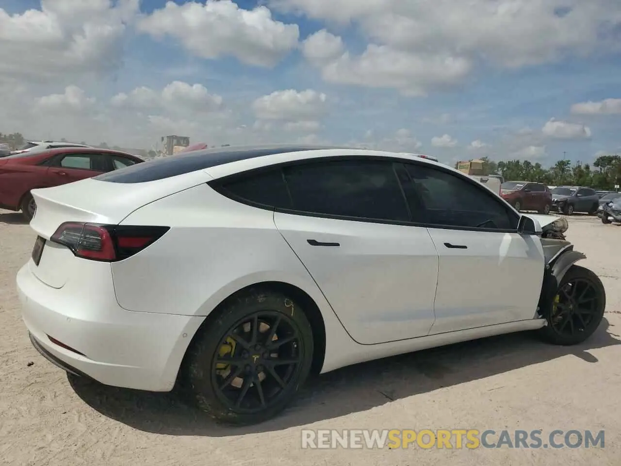 3 Photograph of a damaged car 5YJ3E1EAXLF658954 TESLA MODEL 3 2020