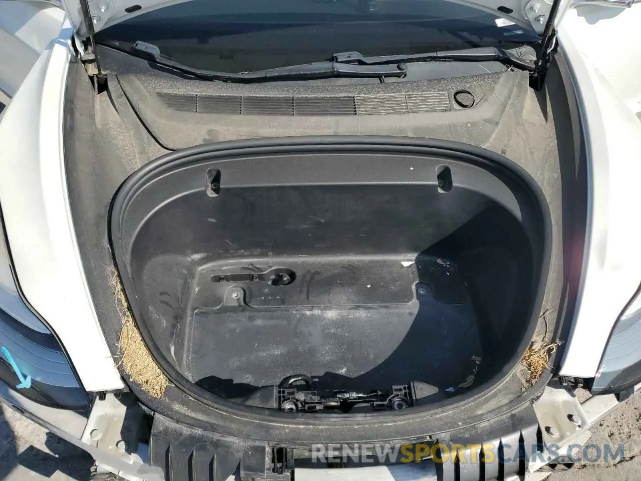 11 Photograph of a damaged car 5YJ3E1EAXLF706243 TESLA MODEL 3 2020
