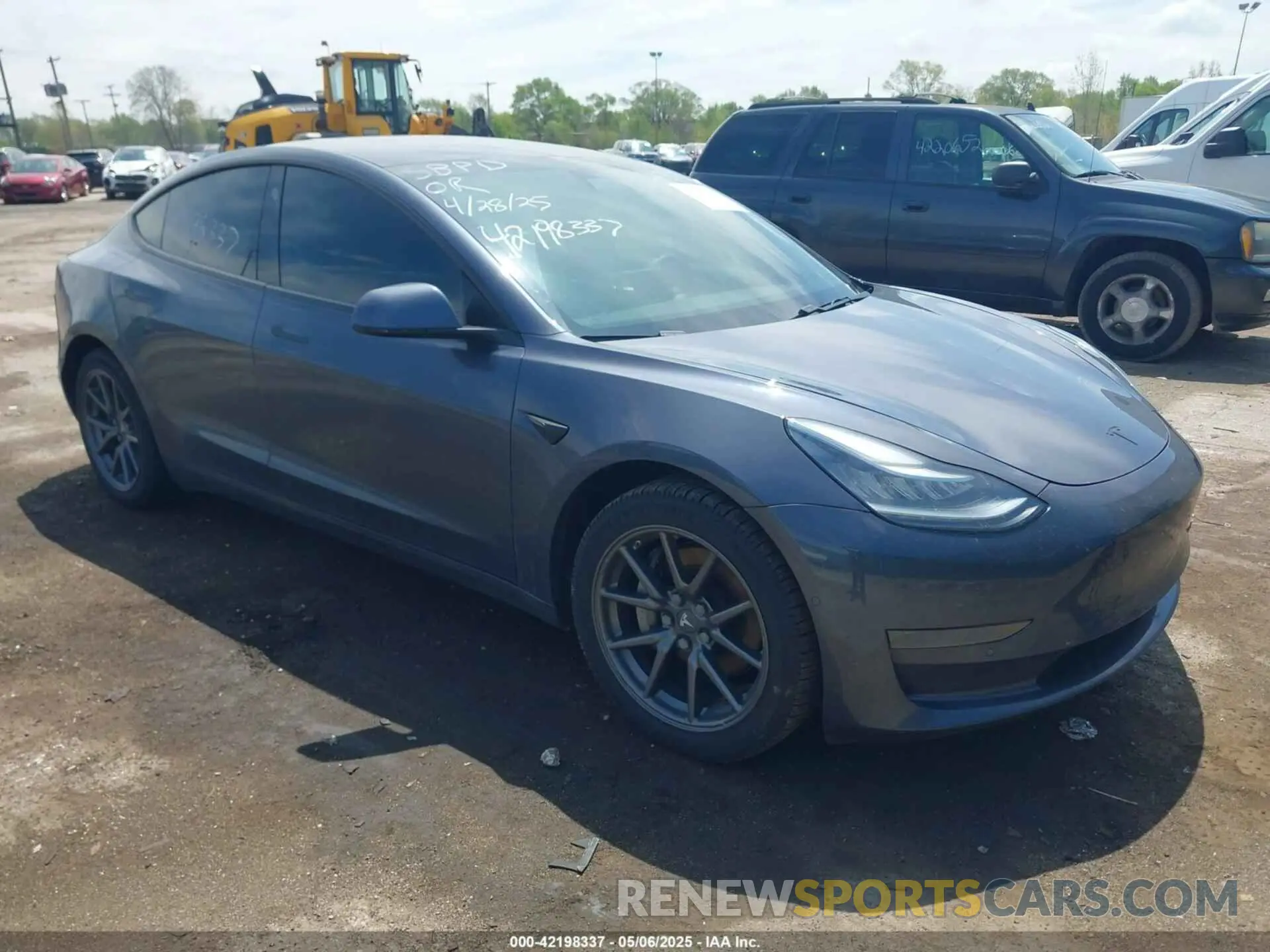 1 Photograph of a damaged car 5YJ3E1EAXLF783517 TESLA MODEL 3 2020
