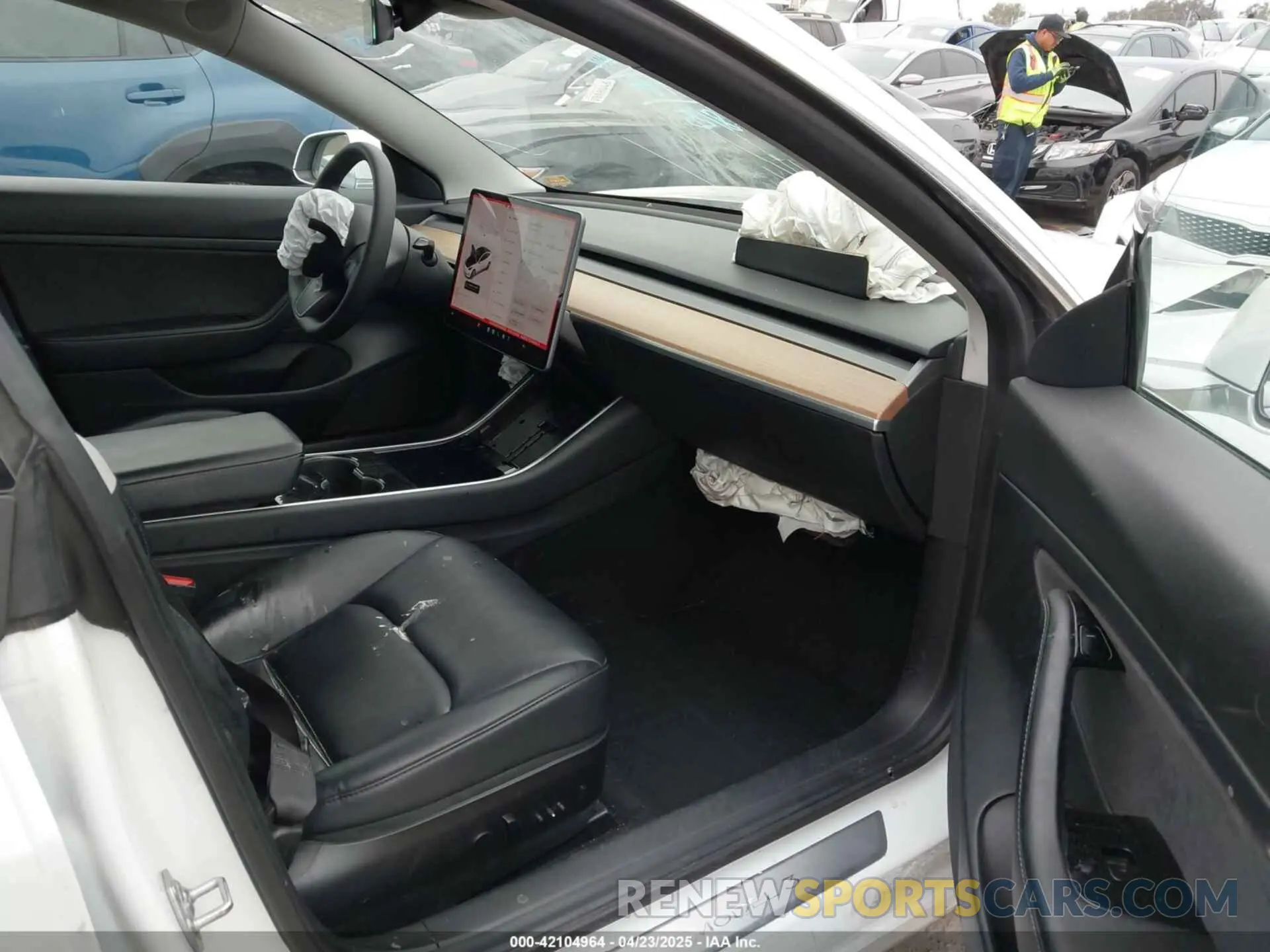 5 Фотография поврежденного автомобиля 5YJ3E1EAXLF806438 TESLA MODEL 3 2020