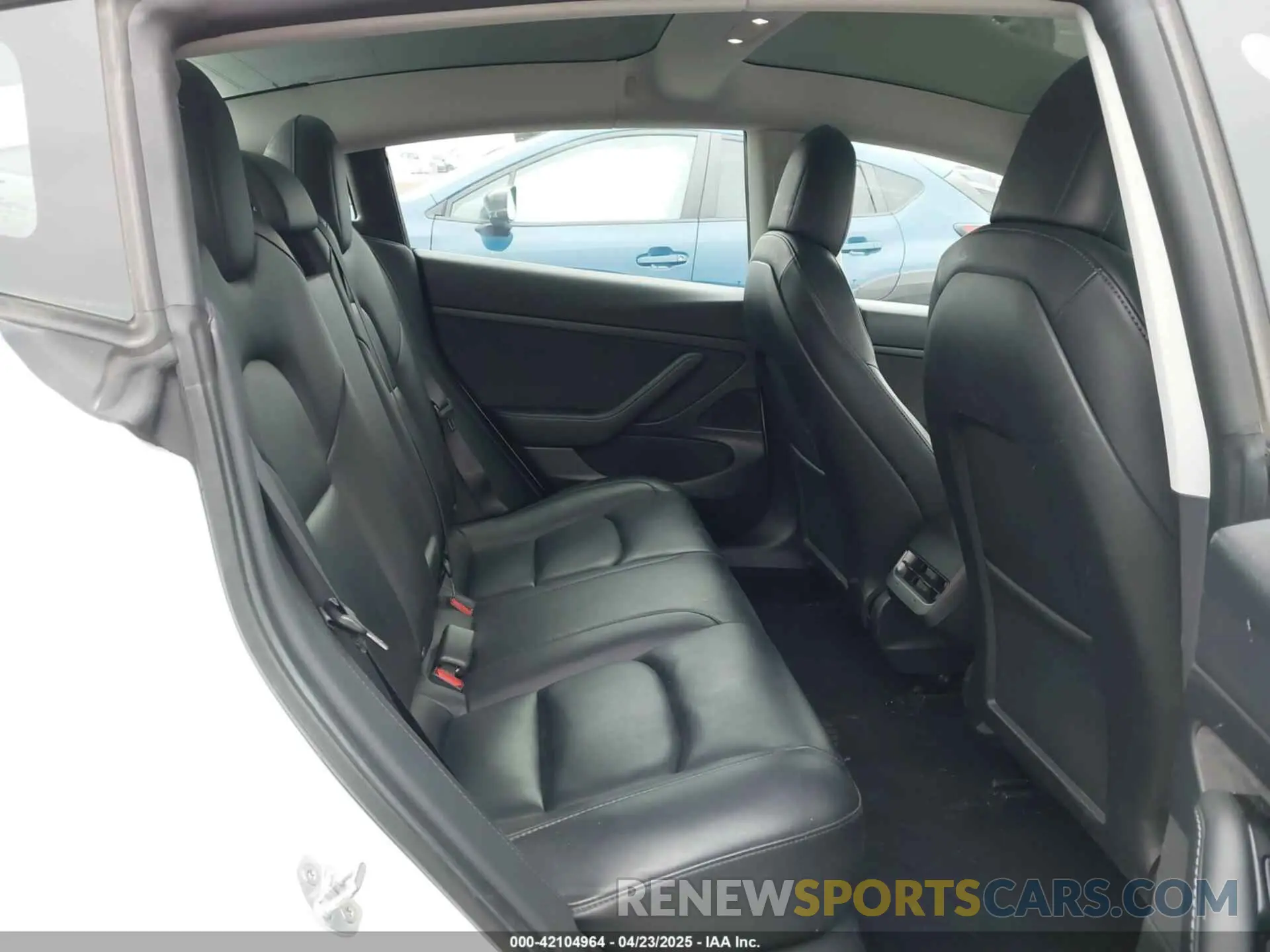 8 Фотография поврежденного автомобиля 5YJ3E1EAXLF806438 TESLA MODEL 3 2020